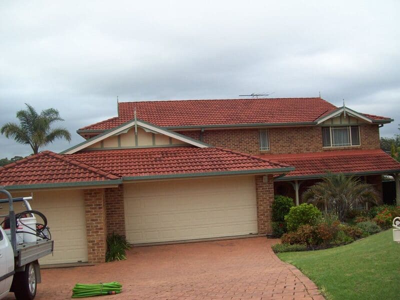 Tile roof before restoration in Sydney